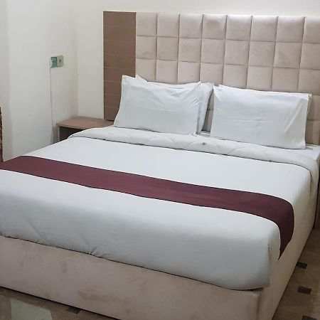 Hotel Sherition 1 Λαχόρη Εξωτερικό φωτογραφία